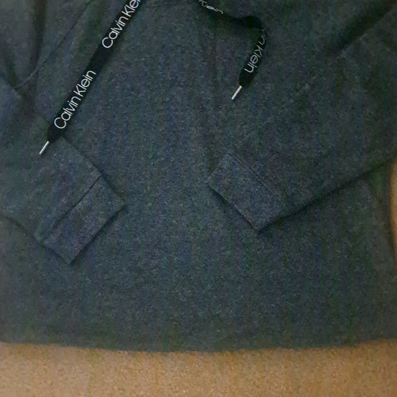 CALVIN KLEIN HOODIE XL - Picture 4 of 9